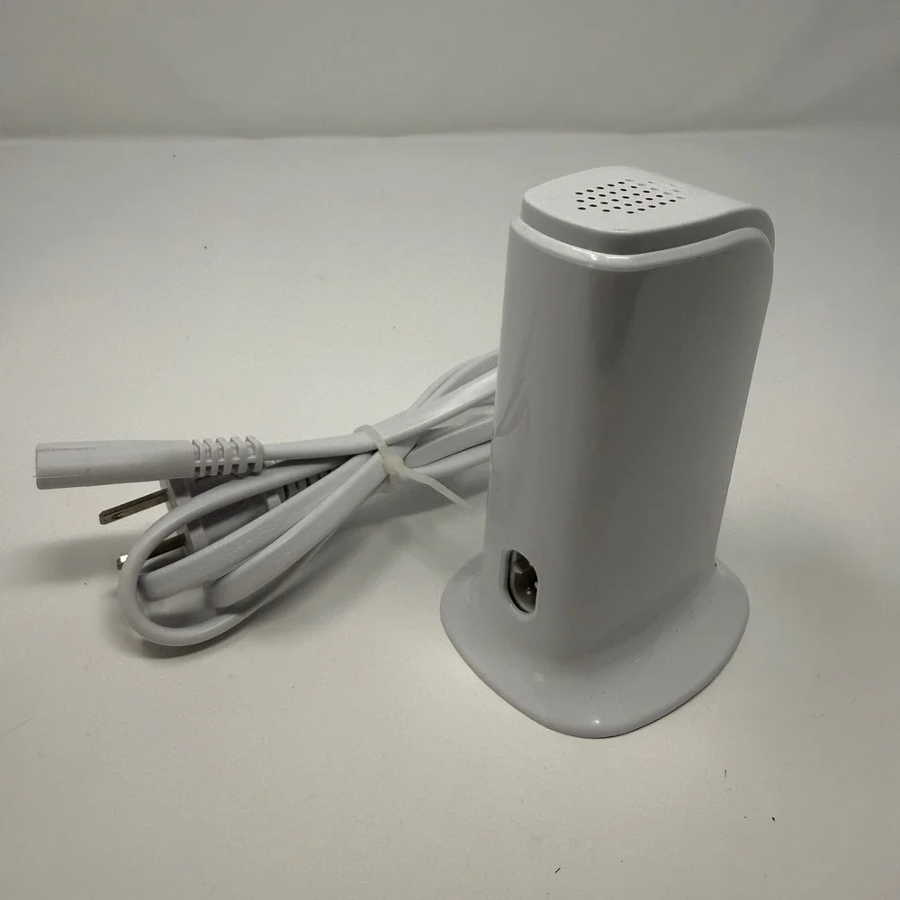 AARP AC/DC Power Charger 5 Port USB Charging Station White MF-05004000 Hub